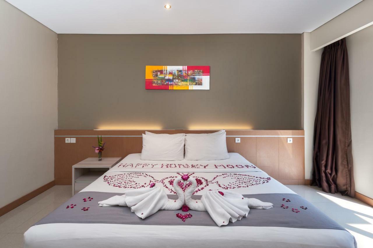 Nava Hotel Тавангмангу Екстериор снимка