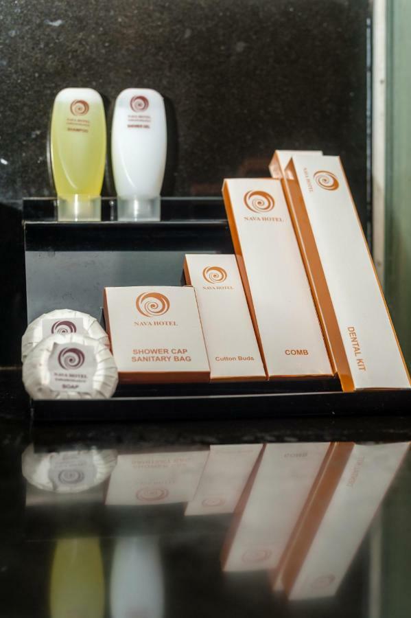 Nava Hotel Тавангмангу Екстериор снимка